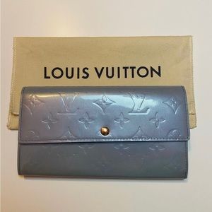 Louis Vuitton lavender Sarah wallet